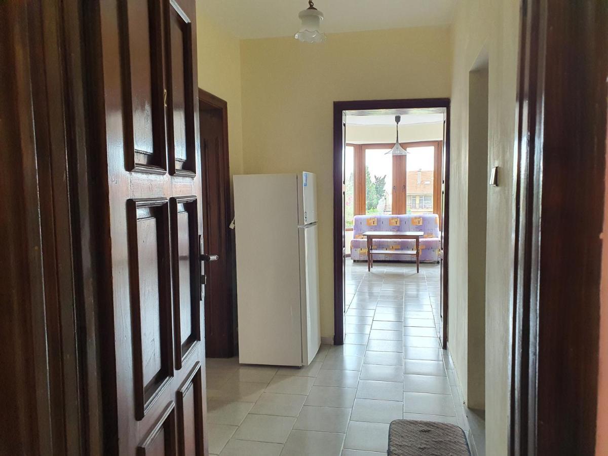 Lazur Hotel Равда Экстерьер фото