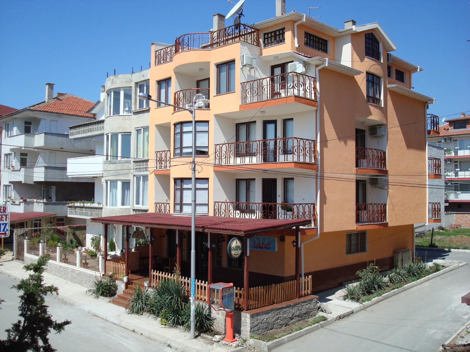 Lazur Hotel Равда Экстерьер фото